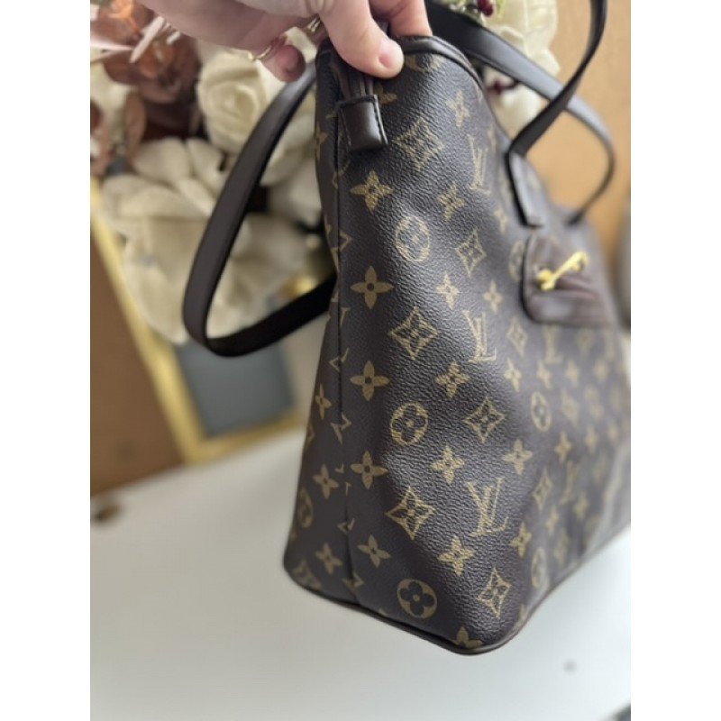 SHOPPER LOUIS VUITTON