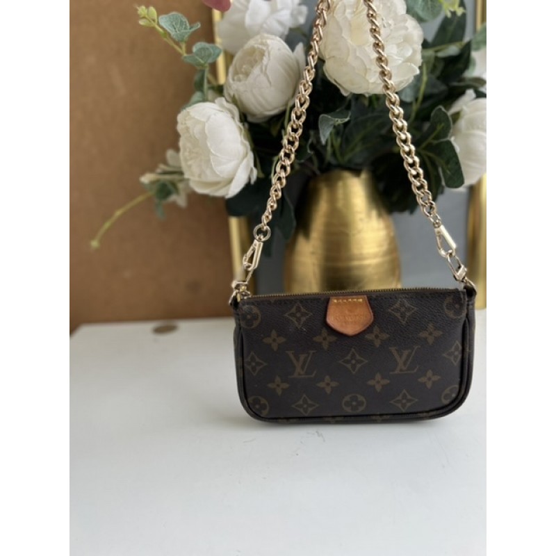 LOUIS VUITTON mini pouch piele naturala