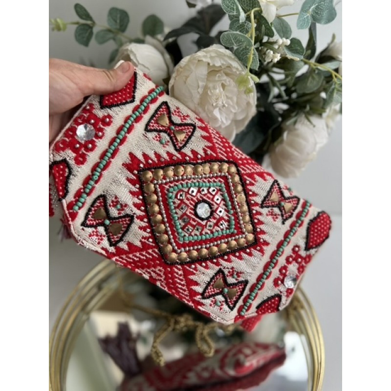 PLIC BOHO CU BRODERIE