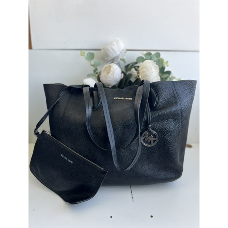 SHOPPER REVERSIBILNEGRU/ ARGINTIU MICHAEL KORS PIELE NATURALA