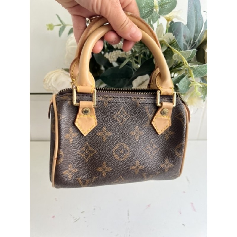 LOUIS VUITTON MINI SPEEDY