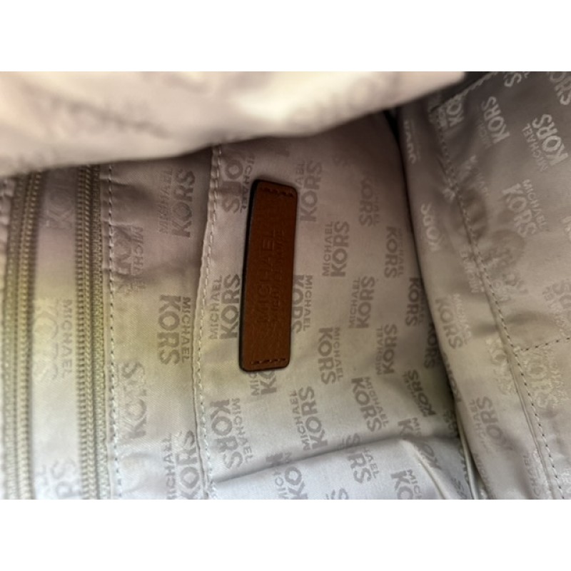 MICHAEL KORS GEANTA MARE PIELE NATURALA MICHAEL KORS GEANTA MARE PIELE NATURALA