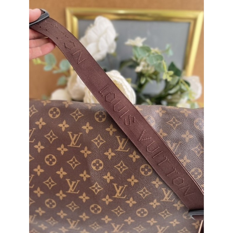 geanta serviciu unisex LOUIS VUITTON model ABBESSES