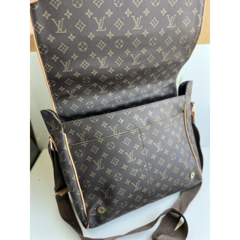 GEANTA SERVICIU/ LAPTOP UNISEX LOUIS VUITTON GEANTA SERVICIU/ LAPTOP UNISEX LOUIS VUITTON