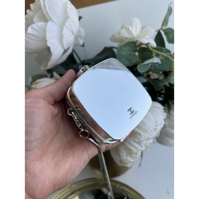 MINI CASETA CU OGLINDA/ GENTUTA CHANEL
